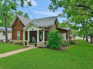 1401 W Gandy St, Denison, TX 75020