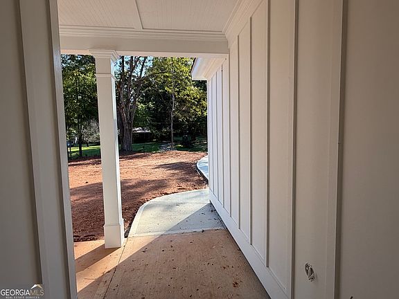 3rd image of 126 Holders Siding Rd