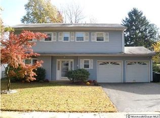 24 Ennis Dr, Hazlet, NJ 07730