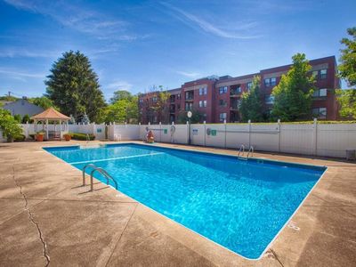 14 Heron St APT 308, West Roxbury, MA, 02132