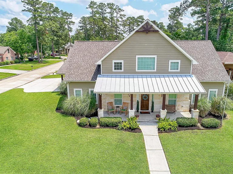 11939 Sagittarius Dr E — Photo 2