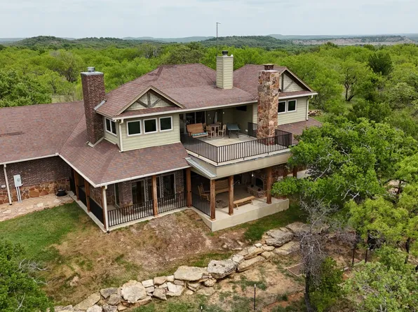 735 Gresham Ln, Jacksboro, TX 76458