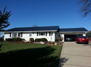 684 W 8th St, Milledgeville, IL 61051