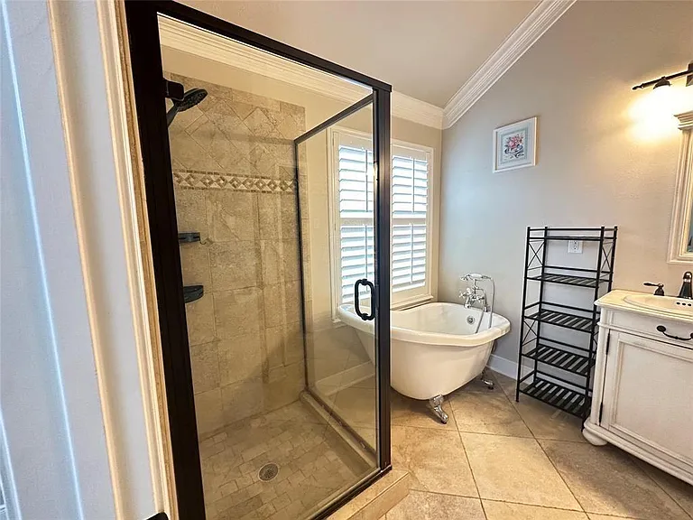 1526 Waterside Village Dr — Photo 13