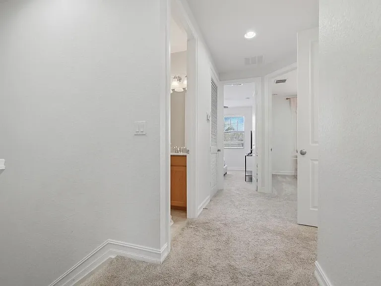 10822 NW 72nd Pl — Photo 22