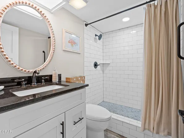 324 E Beach Dr APT 301, Panama City, FL 32401