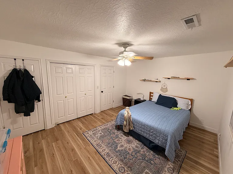 184 W Pacific Dr — Photo 8