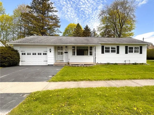 86 N 5th Ave, Ilion, NY 13357