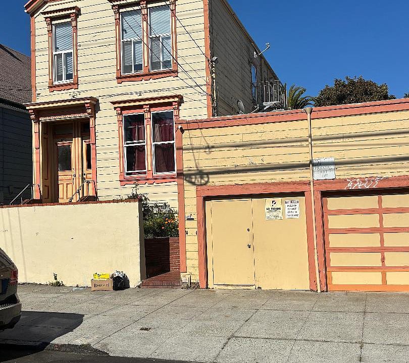 1st image of 1339-1341 York St