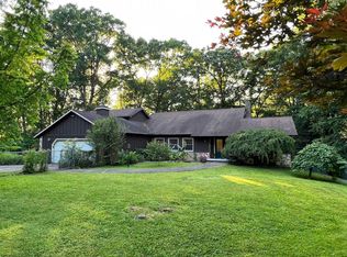 884 Meadowbrook Rd, Vanceburg, KY 41179