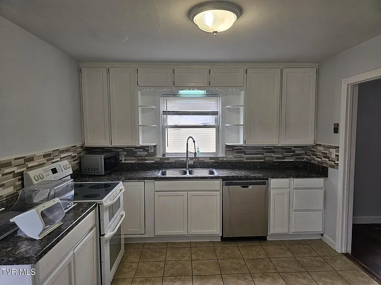 2382 Hiwassee Cir #2382 — Photo 10
