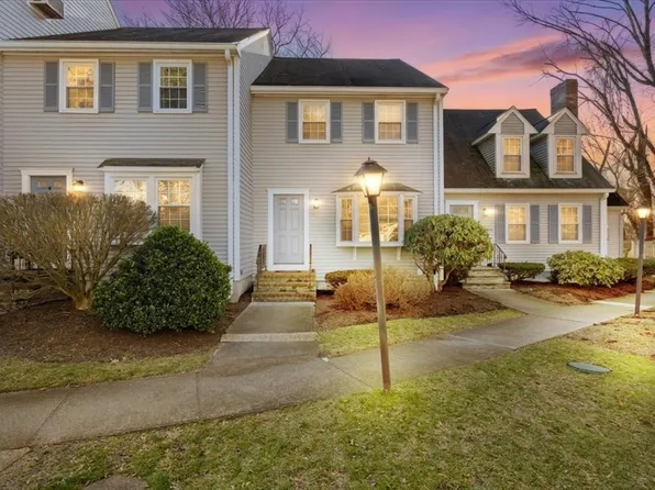 32 Village St Unit 32, South Easton, MA 02375