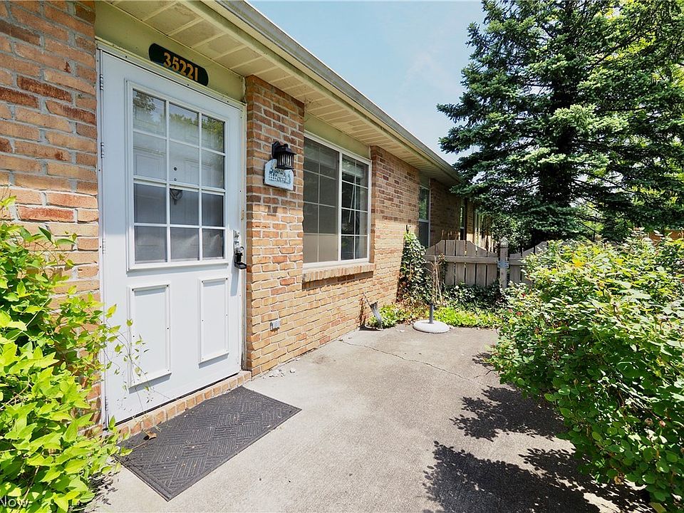 35221 Greenwich Ave, North Ridgeville, OH 44039 Zillow