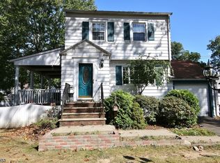 329 Lake Shore Dr, Lake Hiawatha, NJ 07034