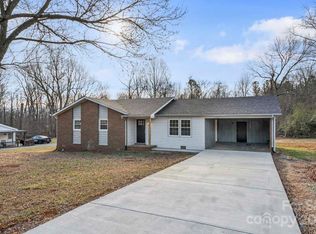 7133 Courtney Ln, Thomasville, NC 27360