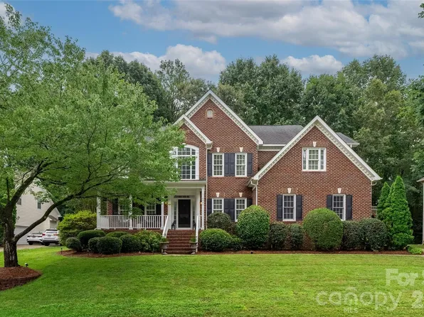 4034 Nicole Eileen Ln, Charlotte, NC 28216