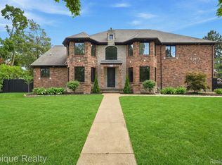 1420 Yosemite Blvd, Birmingham, MI 48009
