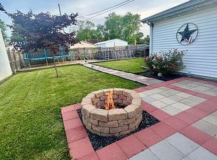 2817 Shelby Ave, Mattoon, IL 61938