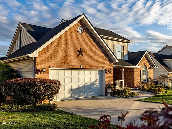 3rd image of 7620 Vista View Ln