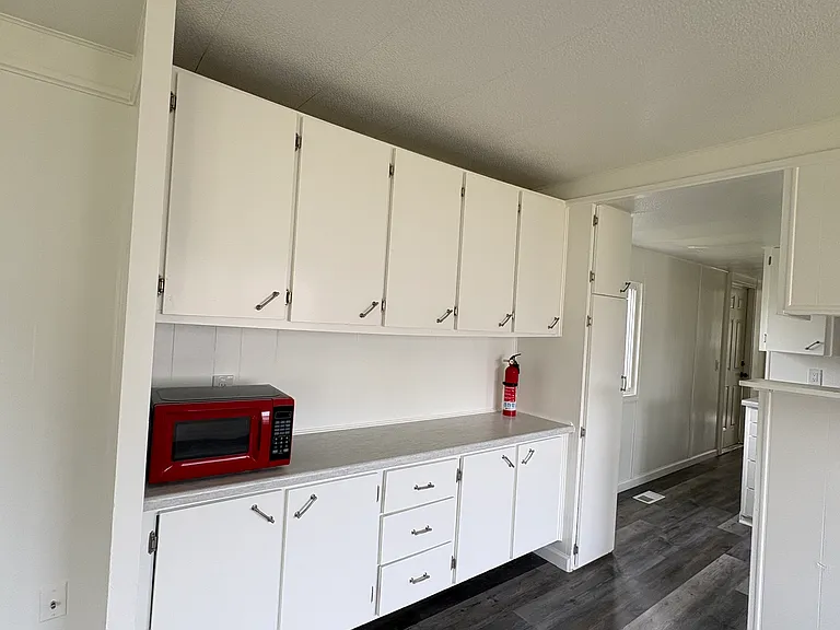 2997 N Heller Rd #5 — Photo 4