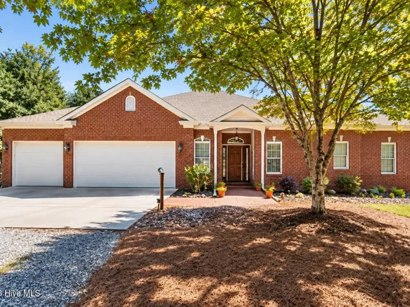 594 Rose Ridge Road, Aberdeen, NC 28315