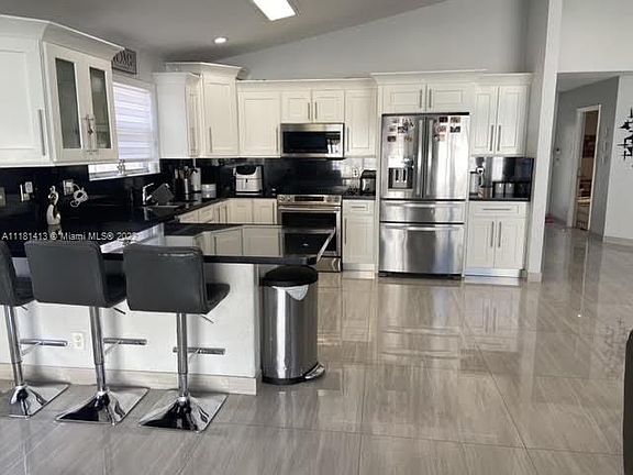 4th image of 3573 SW 49th Pl #3573