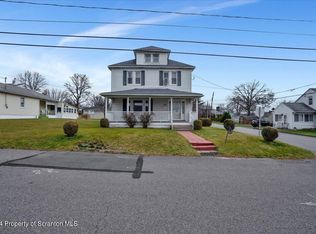 402 McClure Ave, Old Forge, PA 18518