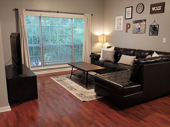 Main living room - furniture not included