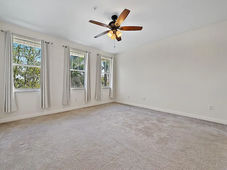 770 Millbrae Ct #4 — Photo 11