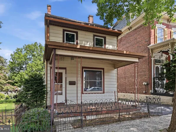 121 Walnut St, Pottstown, PA 19464