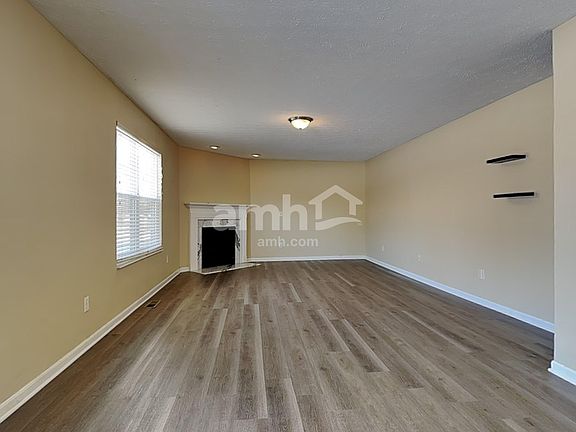 5th image of 89 N Glen Oak Dr