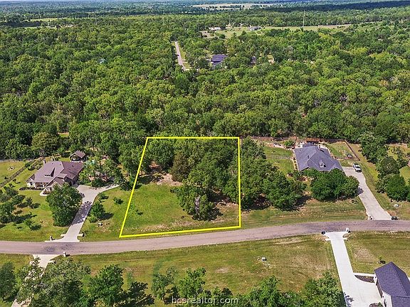 3rd image of 10559 Hampton Ct