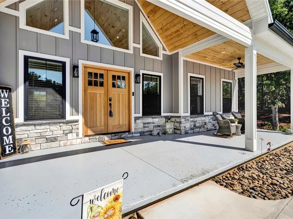 124 Edgewater Point, Abbeville, SC 29620