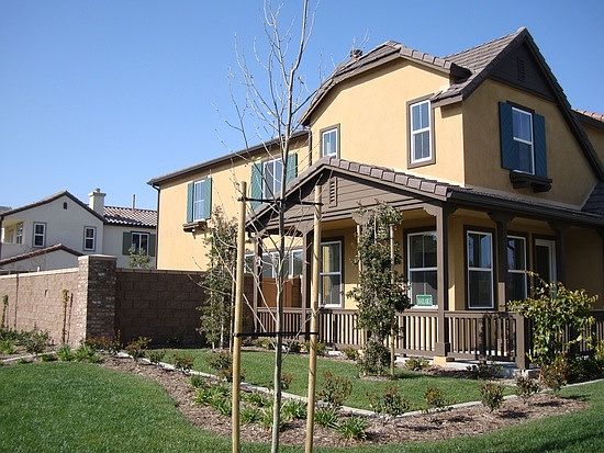 2nd image of 15203 Davenport St