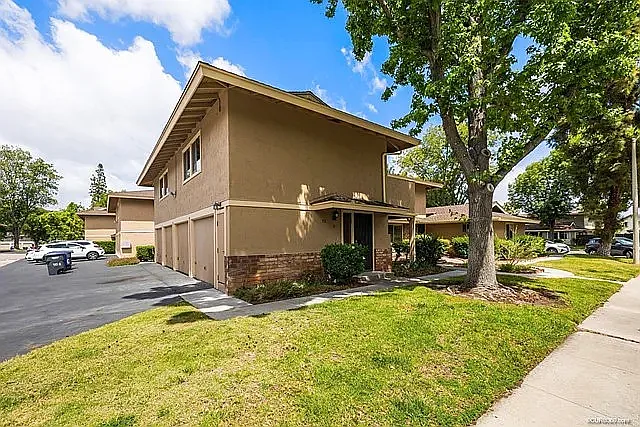 916 Amistad Ct #D — Photo 14