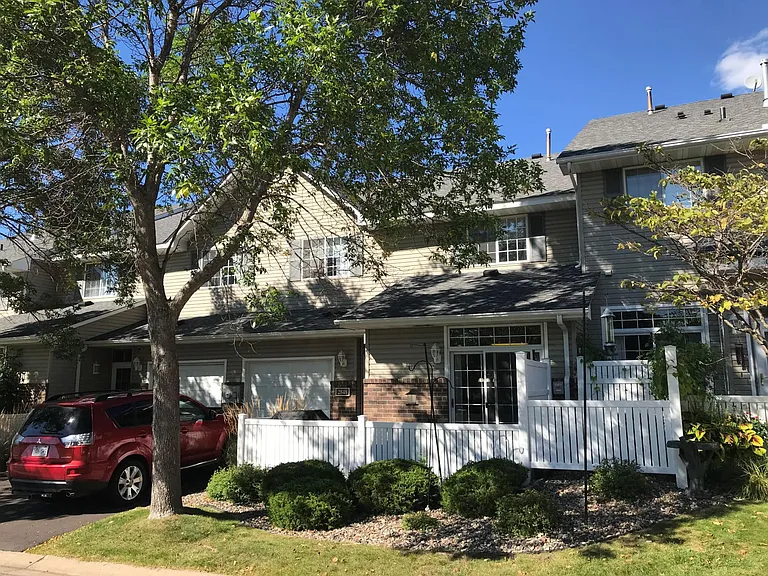 2848 Mallard Dr — Photo 1