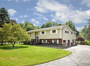 19 Adams Rush Rd, Cortlandt Manor, NY 10567