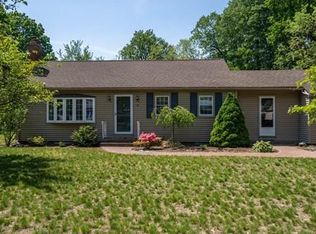 22 Jeffrey Rd, Springfield, MA 01119