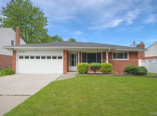 33431 Groth Dr, Sterling Heights, MI 48312
