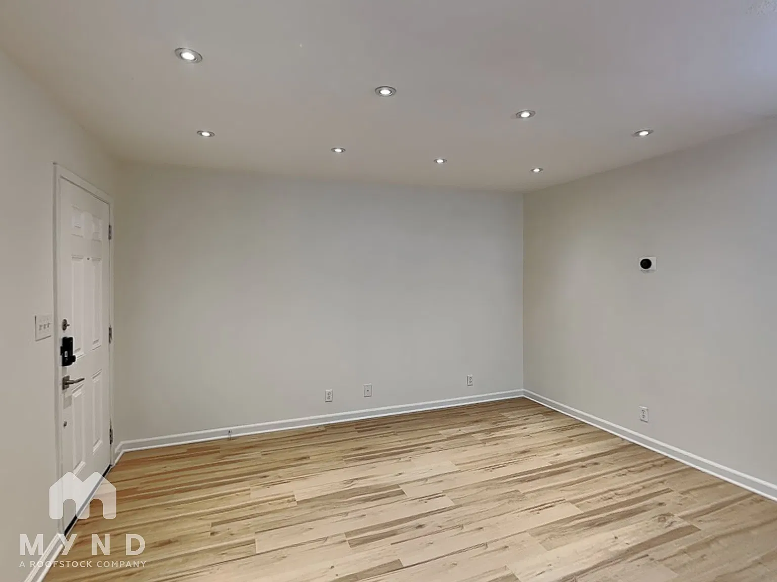 2 bed, 2.0 bath, 793 sqft, $1,925 — Photo 4