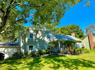 40 Dunn Rd, Hamden, CT 06518