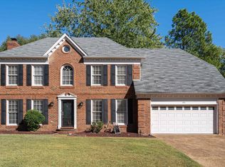 284 Locust Grove Dr, Cordova, TN 38018