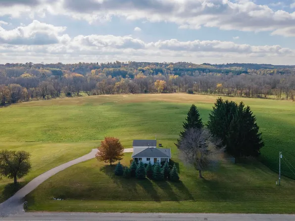 W14390 State Road 23 #49, Ripon, WI 54971