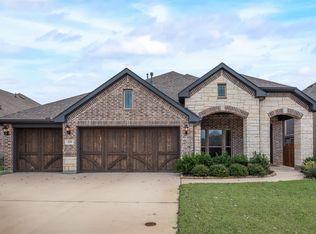 329 White Tail Ln, Alvarado, TX 76009