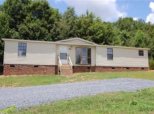 2962 Lions Rest Rd, Asheboro, NC 27205