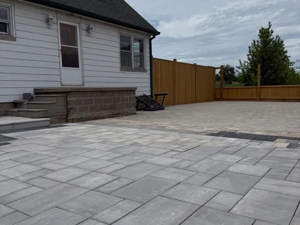 12190 Warden Ave, Whitchurch Stouffville, ON L4A 2K1