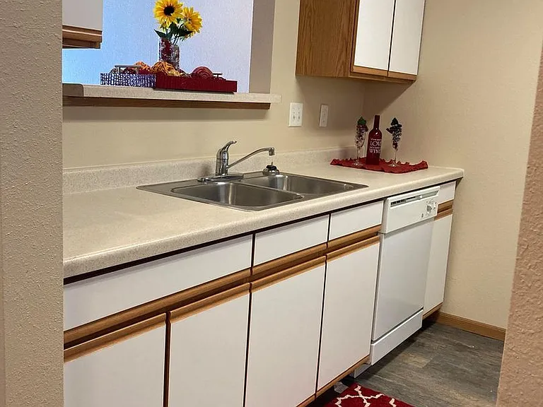 The Boulder Apartments — Photo 16