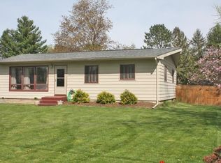 416 N Main St, Orfordville, WI 53576