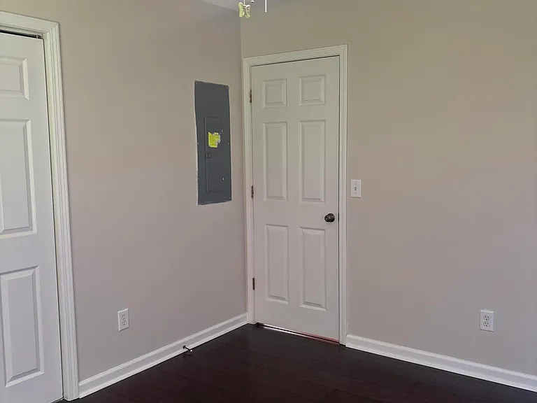 20 Walden Cir — Photo 45