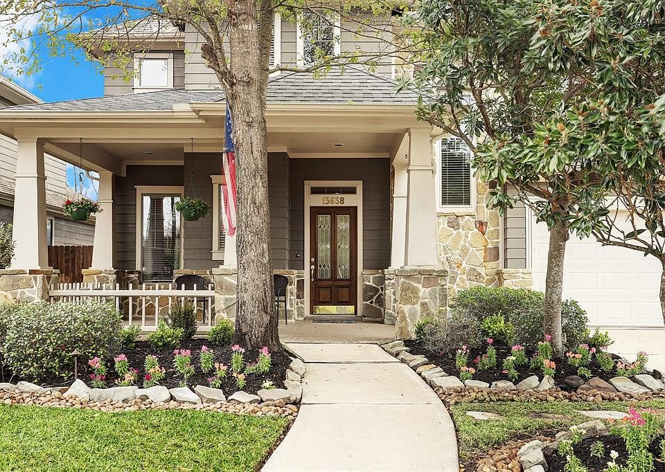 Welcome to this charming craftsman home in the coveted neighborhood of Coles Crossing.